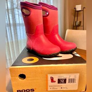 GUC Bogs Pink Girls Winterboots Size 12